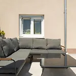 Laboris Villa Valtura